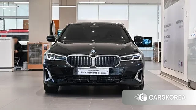 BMW 5 Series (G30) id 3513427 из Кореи 11