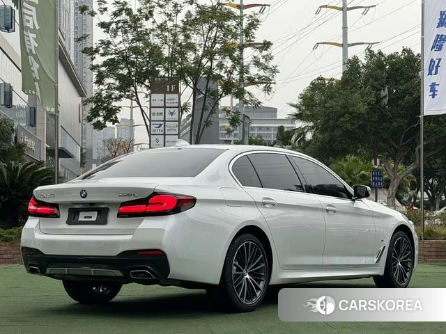 BMW 5 series 2024 Белый из Китая, фото 5