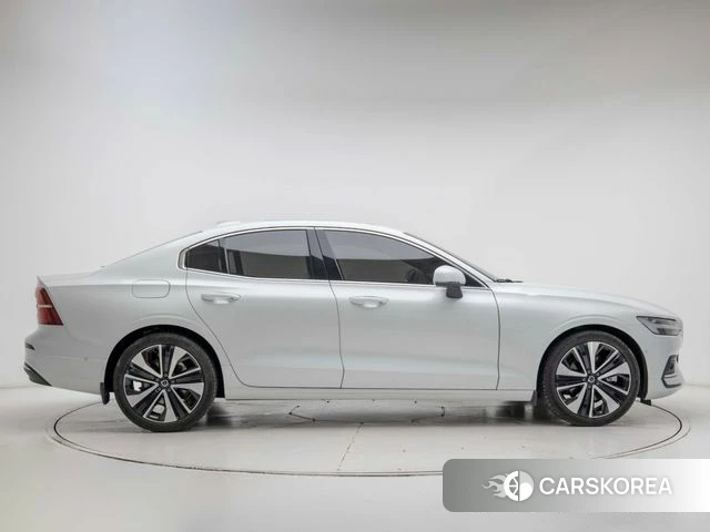 Volvo S60 3rd generation id 4280232 из Кореи 10