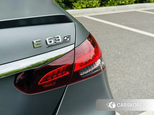 Mercedes-Benz E-class AMG id 4348860 из Китая 12