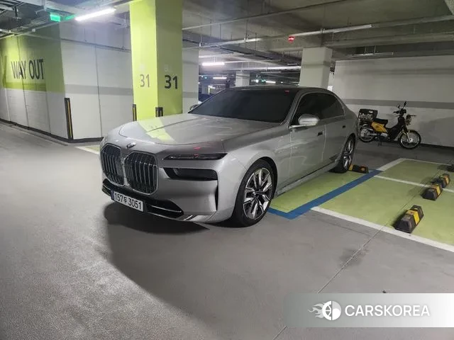 BMW 7 Series (G70) id 3539308 из Кореи 7