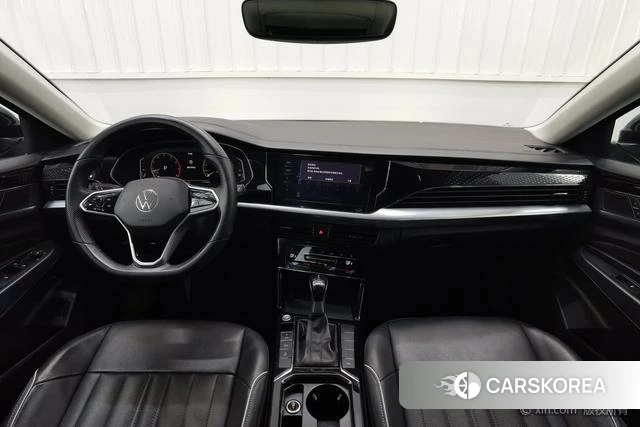 Volkswagen Passat id 4272198 из Китая 17