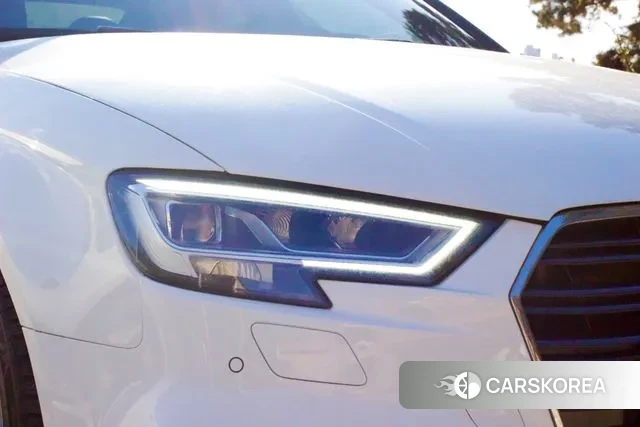 Audi New A3 2018 Белый из Кореи, фото 3