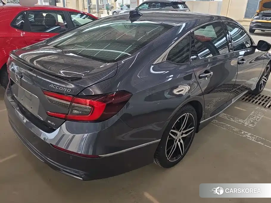 Honda Accord id 4570420 из Китая 9