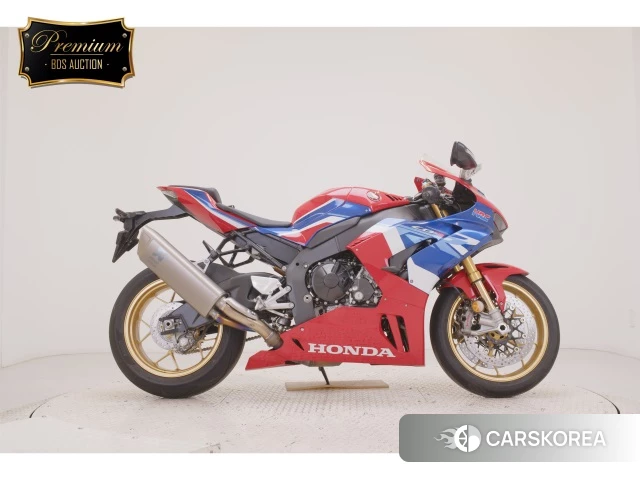 Проданный Honda CBR1000RR-R FIREBLADE SP 2022 из Японии