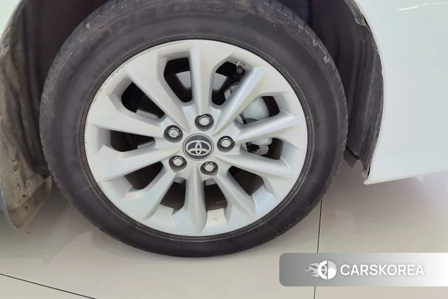 Toyota Corolla id 4336301 из Китая 10