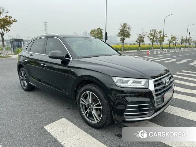 Audi Q5L id 4277959 из Китая 17