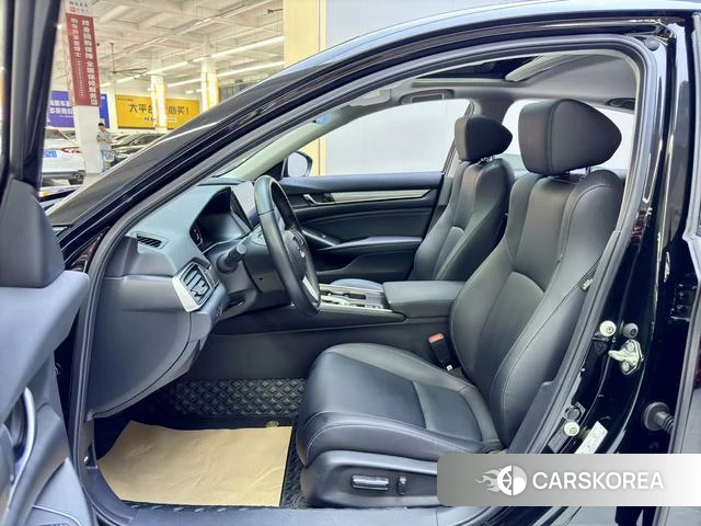 Honda Accord id 4358985 из Китая 7