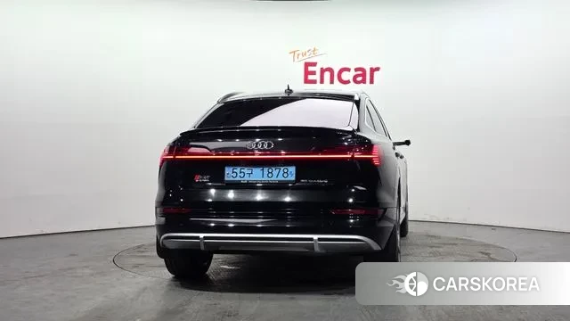 Audi e-Tron id 3645878 из Кореи 13