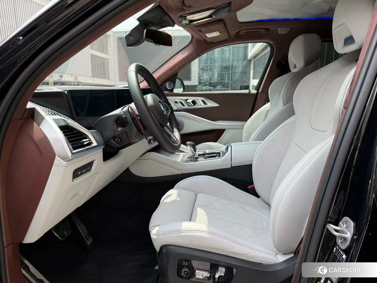 BMW XM id 4440639 из Китая 9