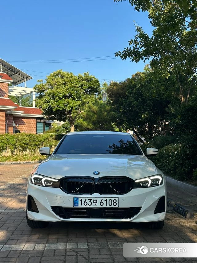 BMW 3 Series (G20) 2023 Белый из Кореи, фото 5