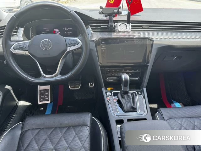 Volkswagen Magotan PHEV 2024 Черный из Китая, фото 3