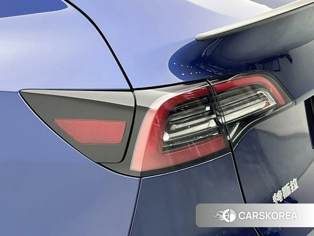 Tesla Model Y id 4213321 из Китая 22