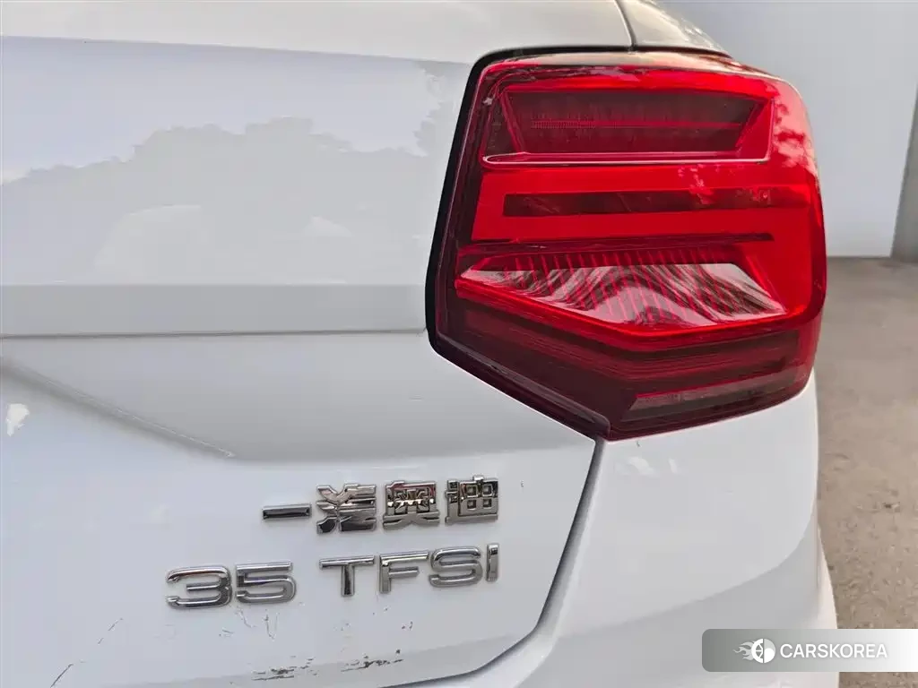 Audi Q2L id 4599724 из Китая 10