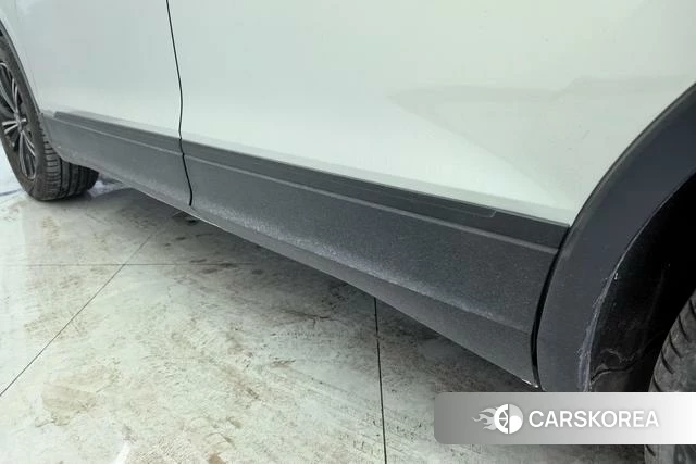 Volkswagen Tiguan L id 3783622 из Китая 9