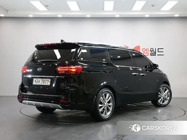 Kia The New Carnival id 3229219 из Кореи 13