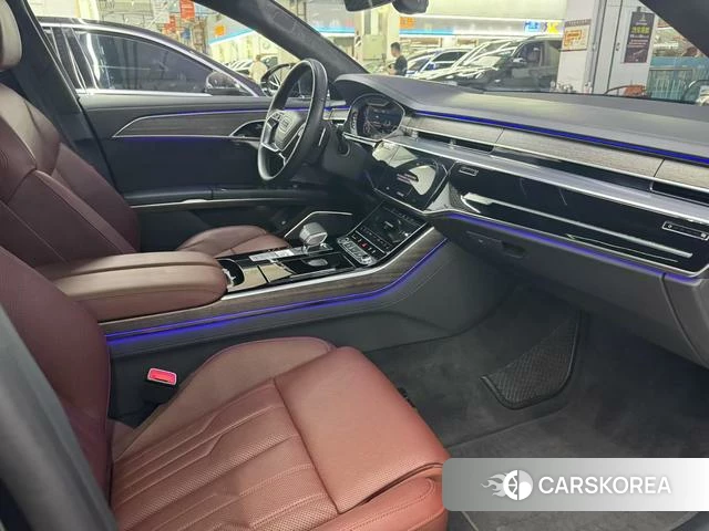 Audi A8 id 4391992 из Китая 7