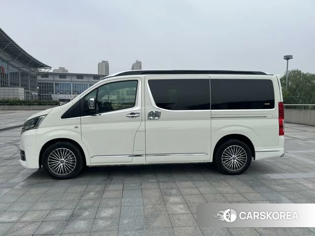 Toyota Hiace id 4260660 из Китая 11