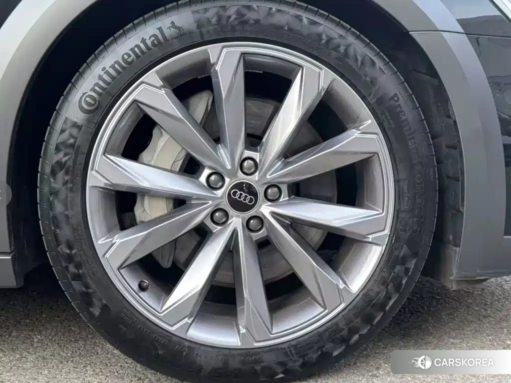 Audi A6 id 4628130 из Китая 18