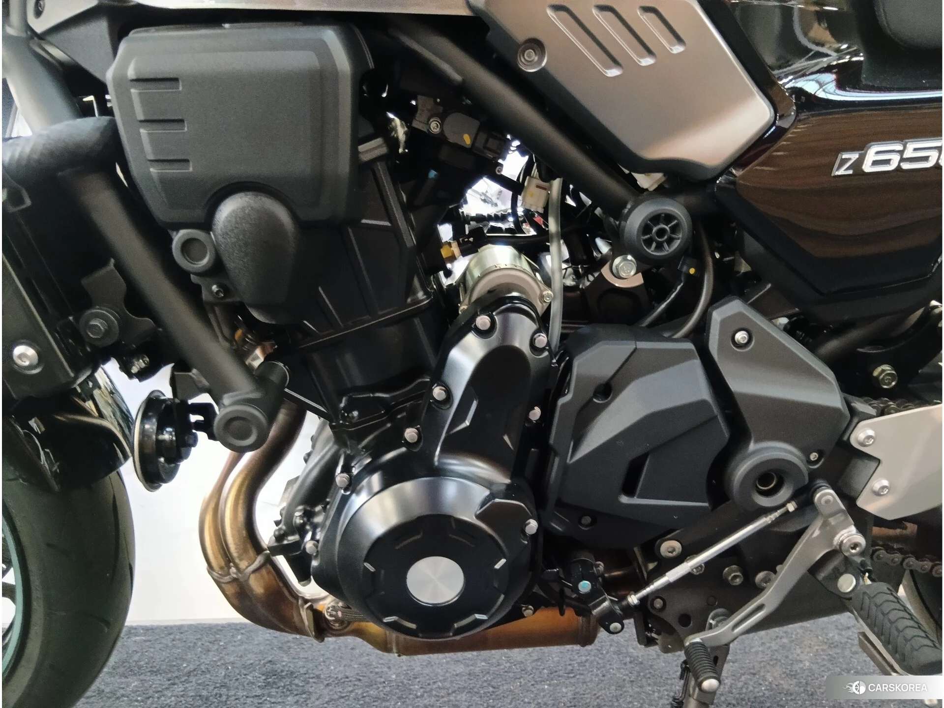Kawasaki Z650RS id 4192811 из Японии 6