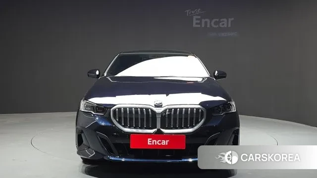 BMW 5 Series (G60) id 3725788 из Кореи 13