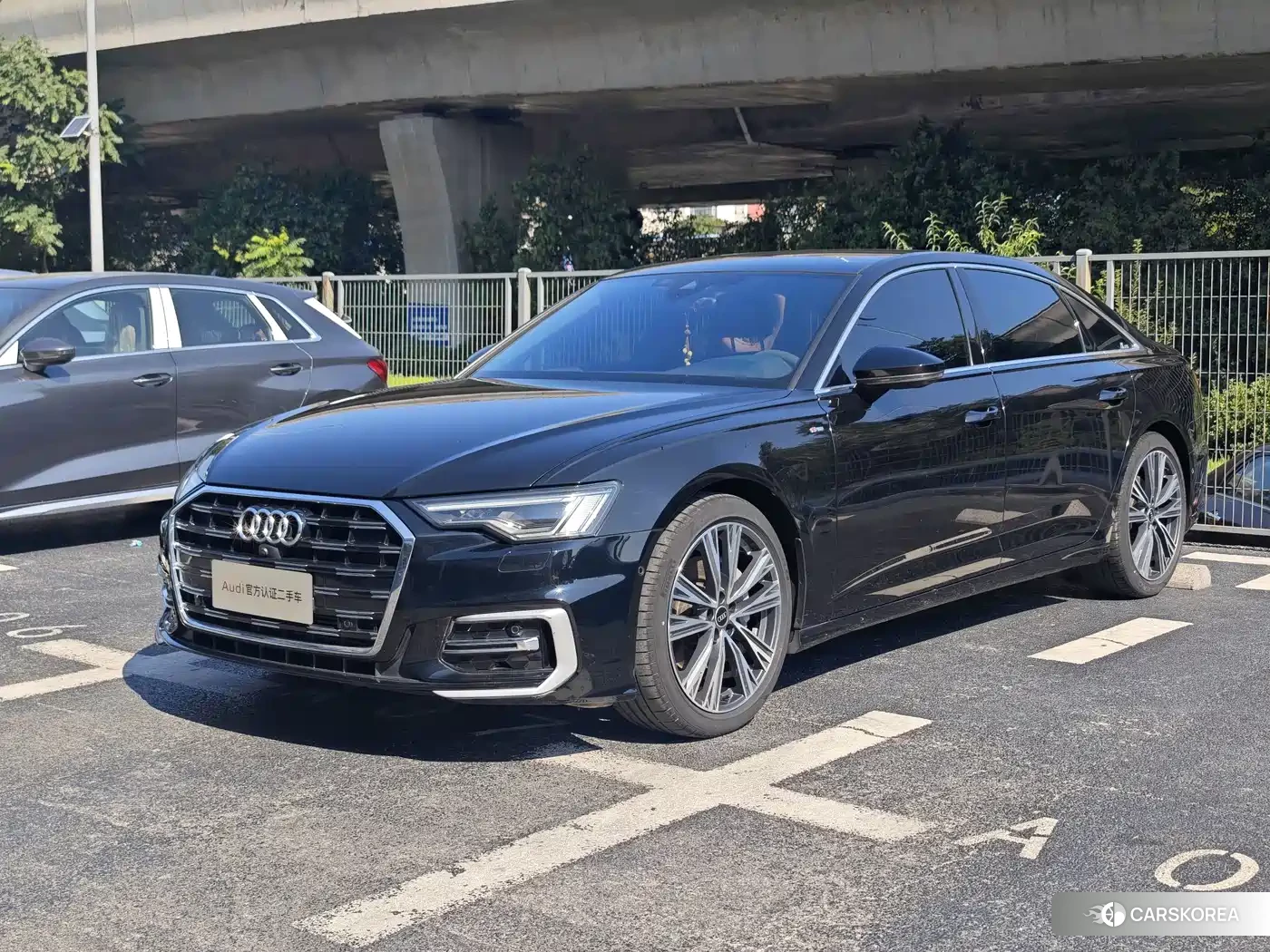 Audi A6L 2023 Черный из Китая, фото 3