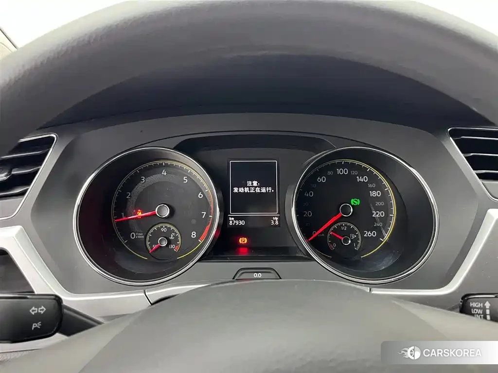 Volkswagen Touran 2021 Белый из Китая, фото 5