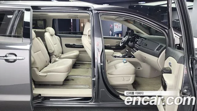 Kia The New Carnival id 2659471 из Кореи 13