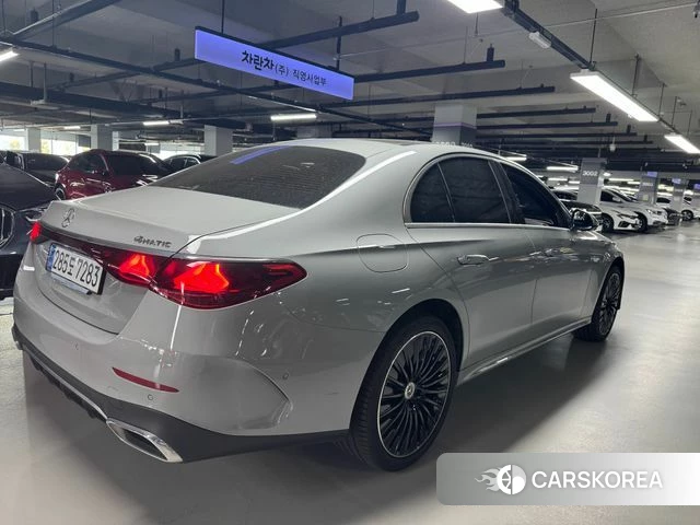 Mercedes-Benz E-Class W214 2024 Цвет тростника из Кореи, фото 3