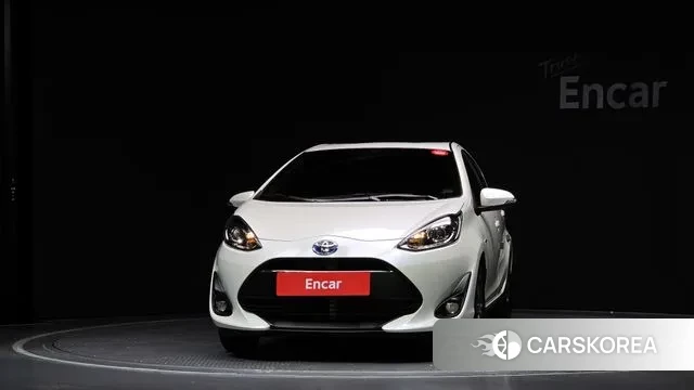 Toyota Prius C id 3018867 из Кореи 13