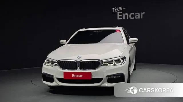 BMW 5 Series (G30) id 3687433 из Кореи 13