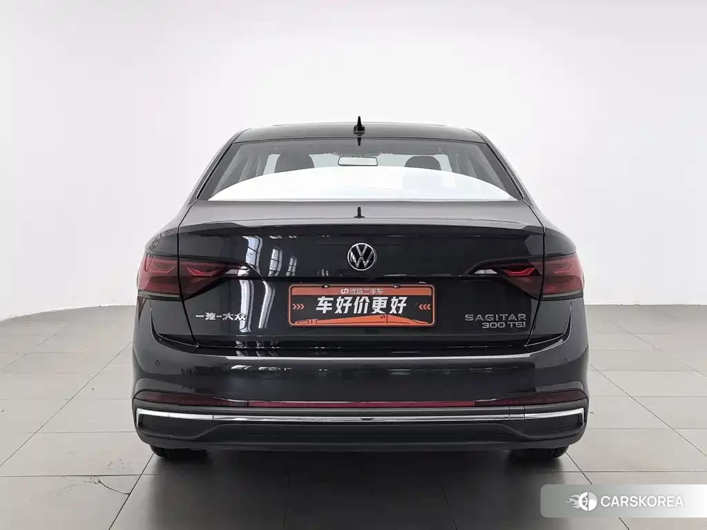 Volkswagen Sagitar id 4599832 из Китая 17