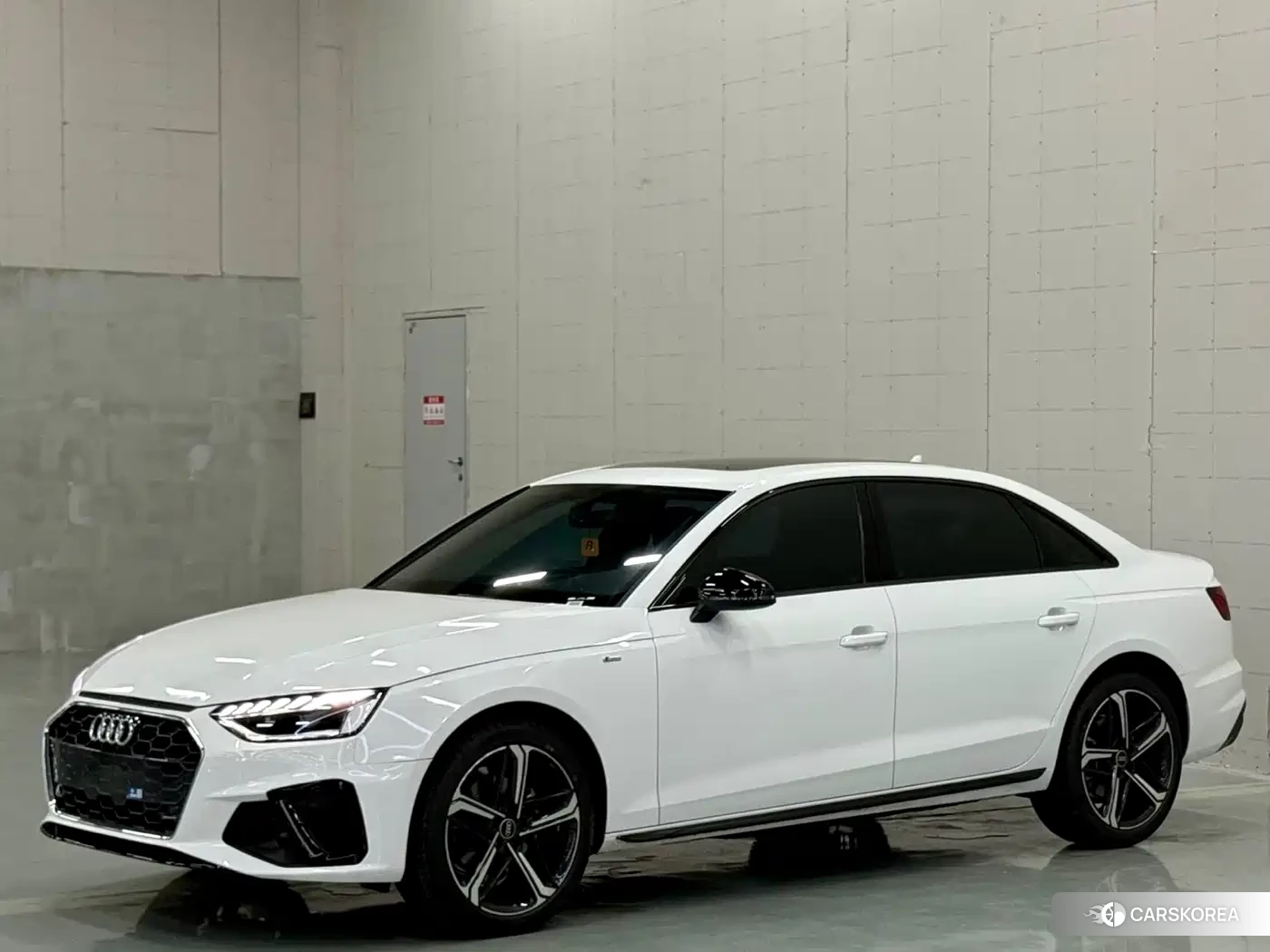 Audi A4L 2026 Белый из Китая, фото 3