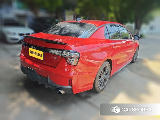 Lynk 03 2019 Красный из Китая, фото 3