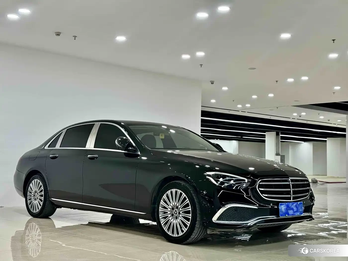 Mercedes-Benz E-Class id 4577848 из Китая 11