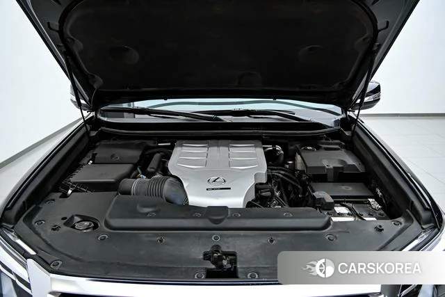 Lexus GX id 4272980 из Китая 13