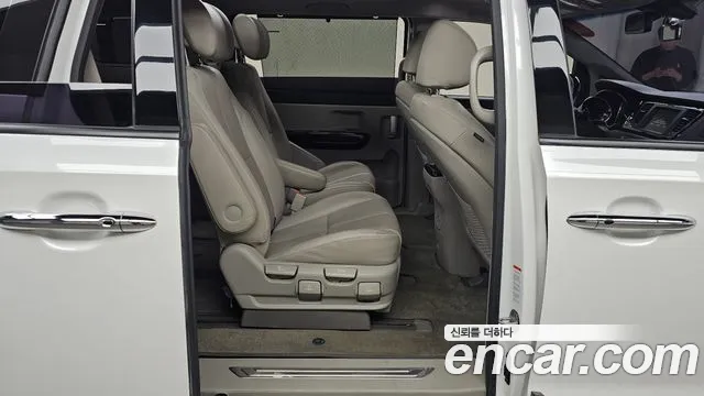 Kia The New Carnival id 2700896 из Кореи 13