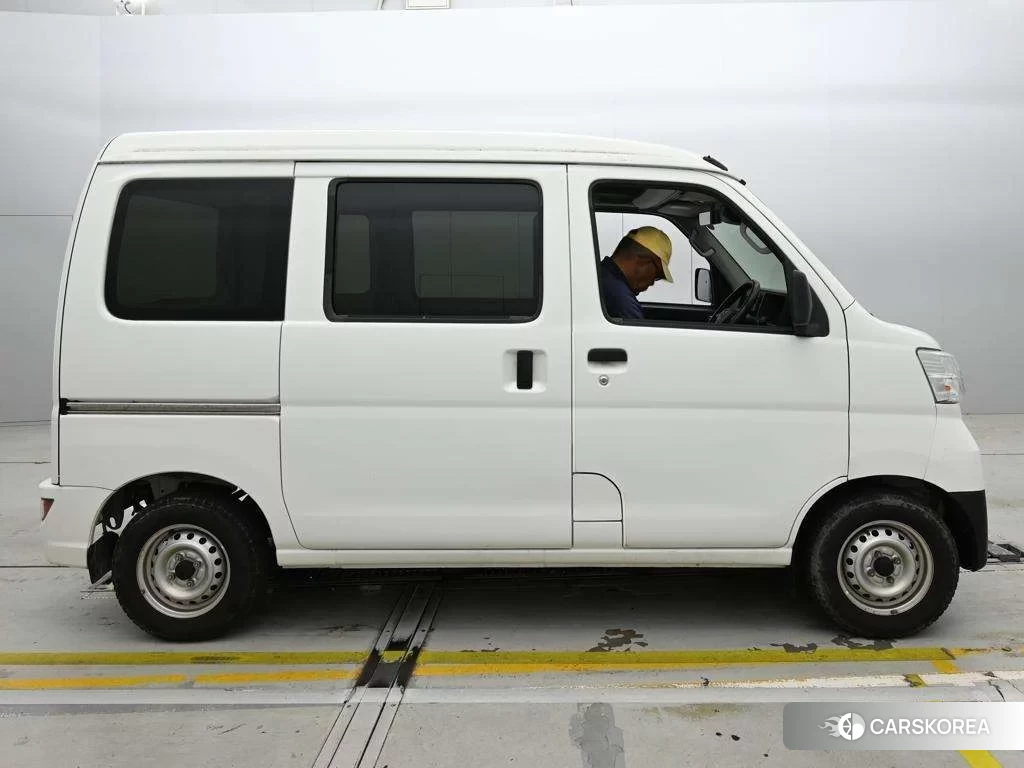 Daihatsu Hijet Cargo 2019 из Японии, фото 3