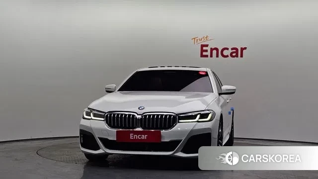 BMW 5 Series (G30) id 3472896 из Кореи 13