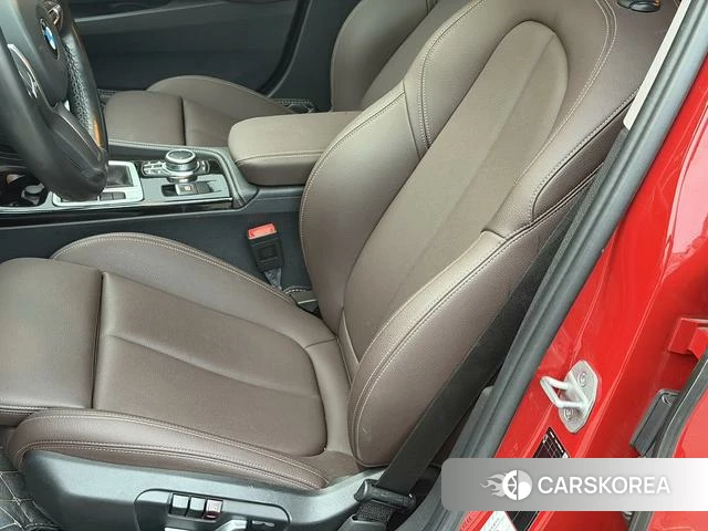 BMW 1 series 2021 Красный из Китая, фото 3