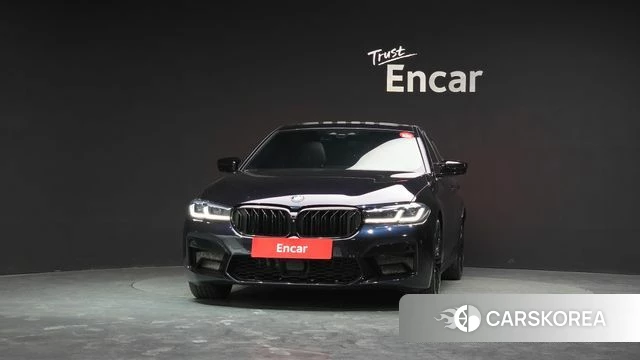 BMW 5 Series (G30) id 3886601 из Кореи 13