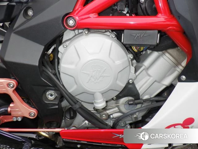 Engine photo