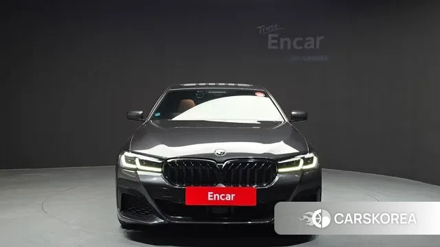 BMW 5 Series (G30) id 3759461 из Кореи 13