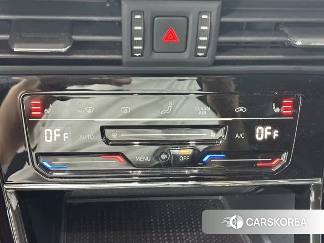 Volkswagen Passat id 4256291 из Китая 12