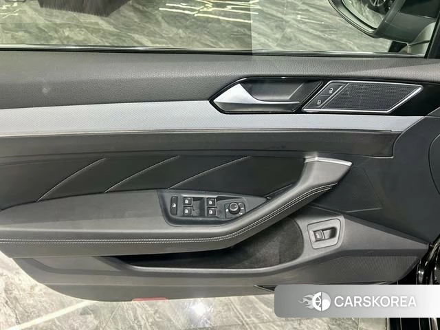 Volkswagen Magotan id 4190370 из Китая 23