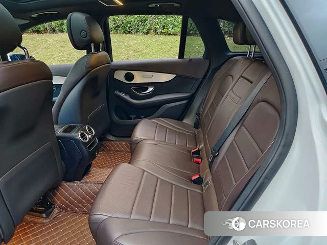 Mercedes-Benz GLC 2022 Белый из Китая, фото 3