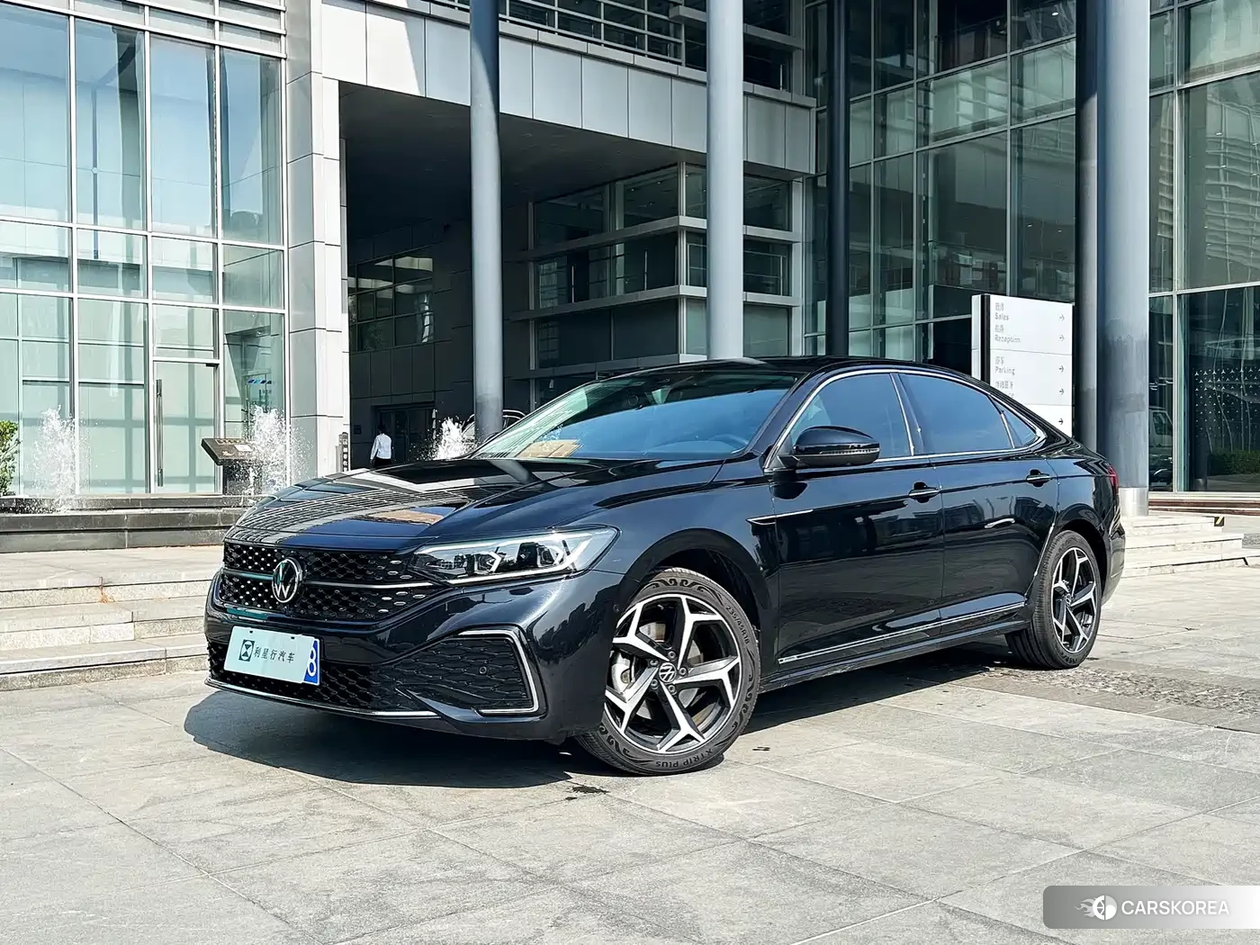 Volkswagen Passat 2023 Черный из Китая, фото 5