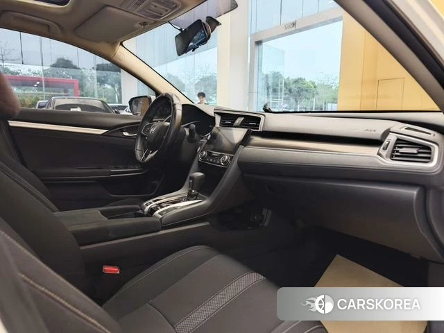 Honda Civic id 4260355 из Китая 23