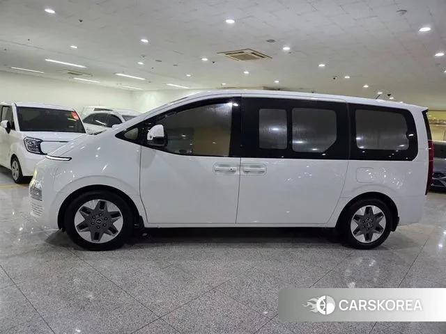 Hyundai Staria id 3377396 из Кореи 13