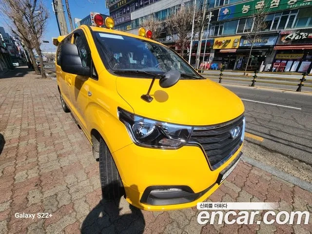 Hyundai The New Grand Starex 2018 Желтый из Кореи, фото 6